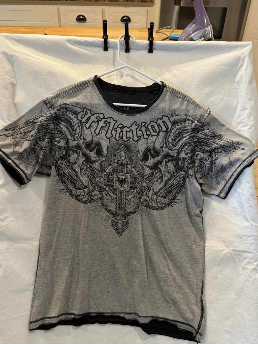 Affliction Gray Short-Sleeve Graphic Tee with Black Distressed Trim